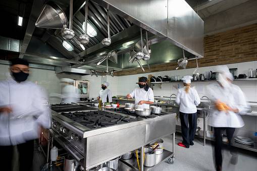 Dépannage de pièces détachés pour cuisines professionnelles à Vitrolles dans les Bouches du Rhône